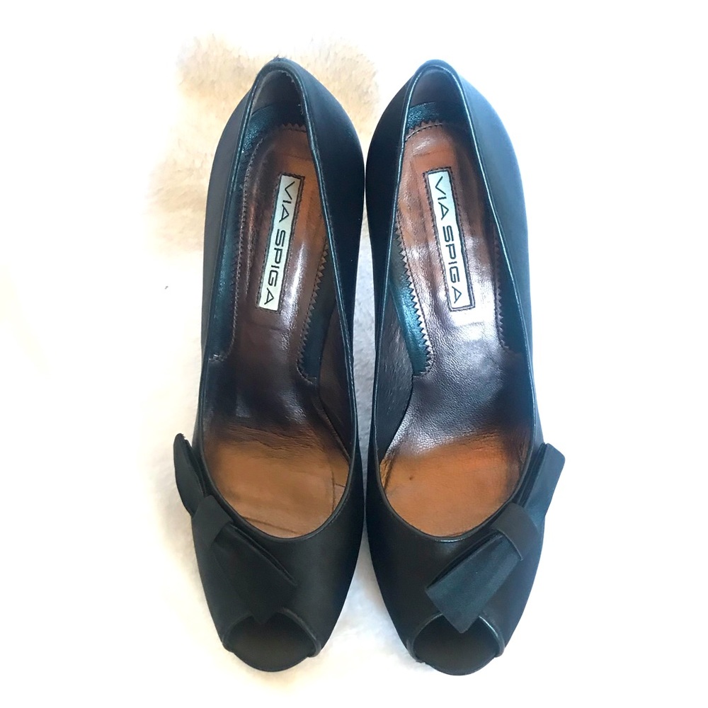 Via Spiga Black Satin Peep Toe Pumps 8 1/2